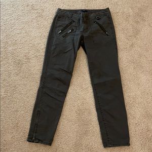 Gap Cargo Skinny Pants